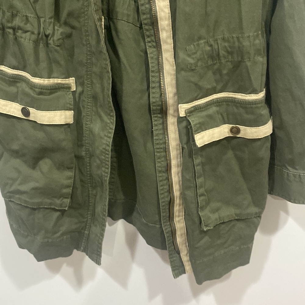 Women’s green jacket size small - Picture 5 of 6